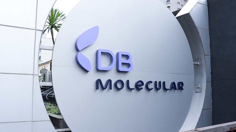 o DB Molecular investiu em setores internos para trazer ganhos em produtividade e qualidade