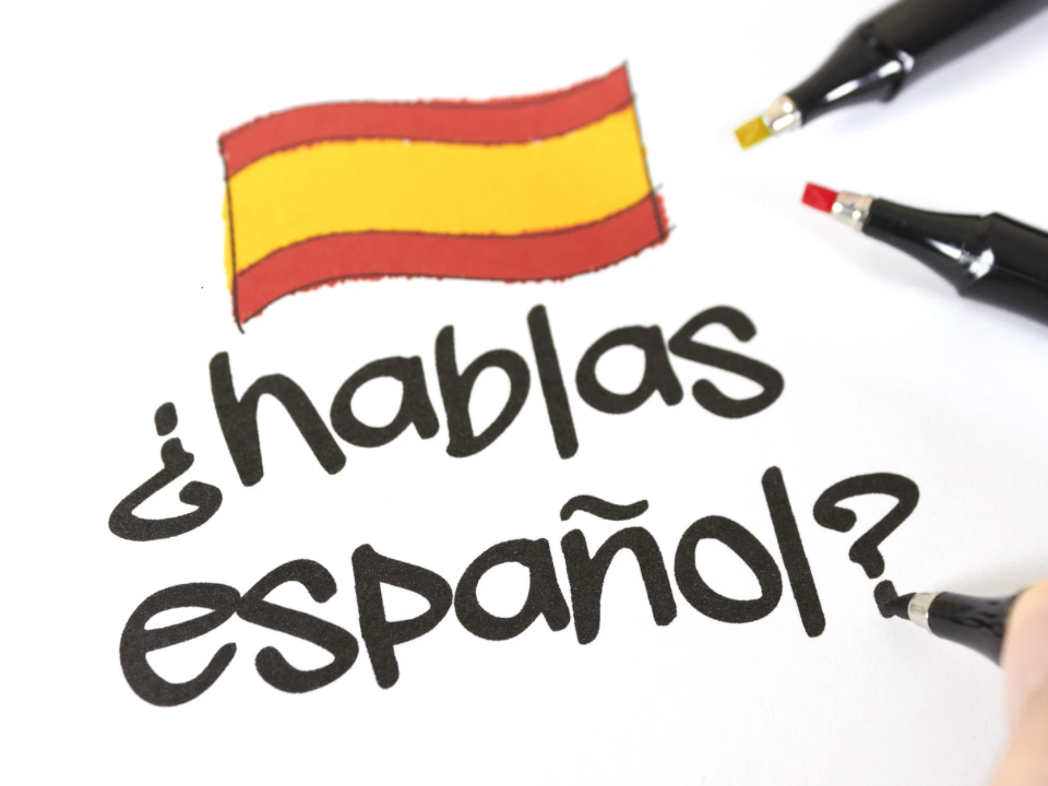 O impacto das metodologias ativas no ensino de língua espanhola: lições dos projetos "Yachay" e "Jugadas Sostenibles”.